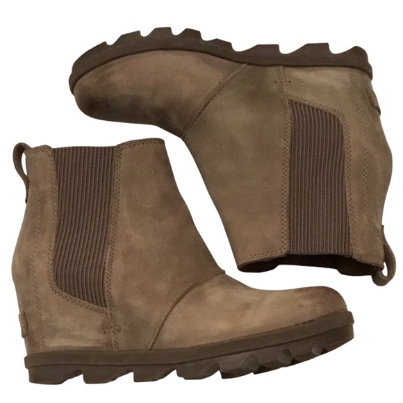 SOREL Joan of Arctic Size: 7.5 Waterproof Chelsea II Wedge Ankle Boots Lug Sole - Picture 8 of 15